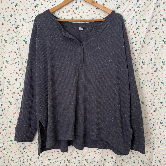 Grey old navy oversized henley top. So so comfy! - Picture 1 of 4